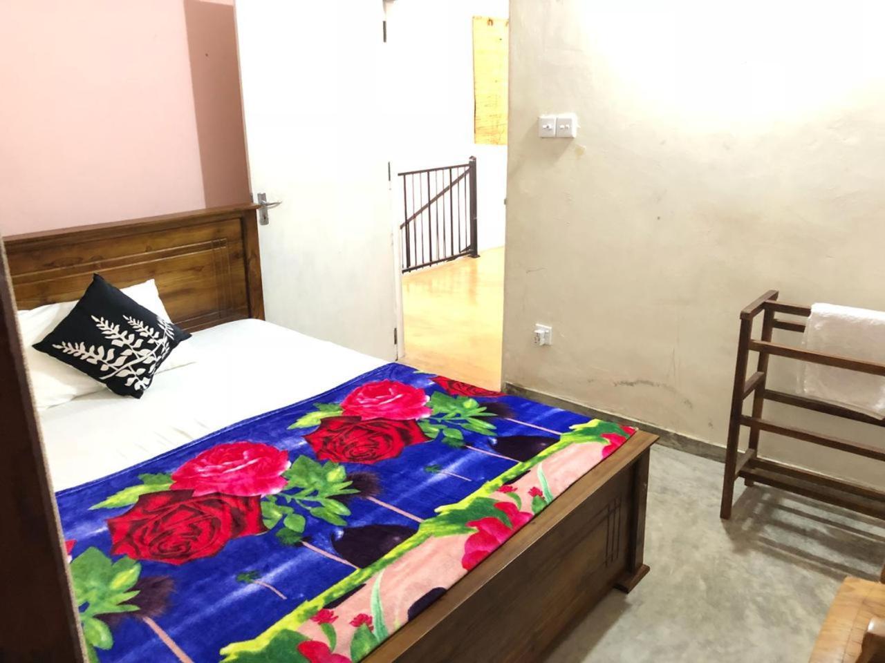 House Of Ahasna Bed & Breakfast Katunayaka Екстериор снимка